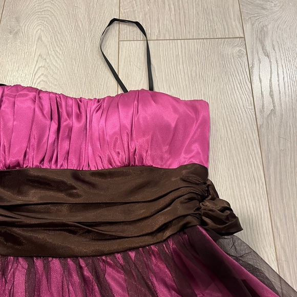 FORMAL DRESS - Picture 2 of 10